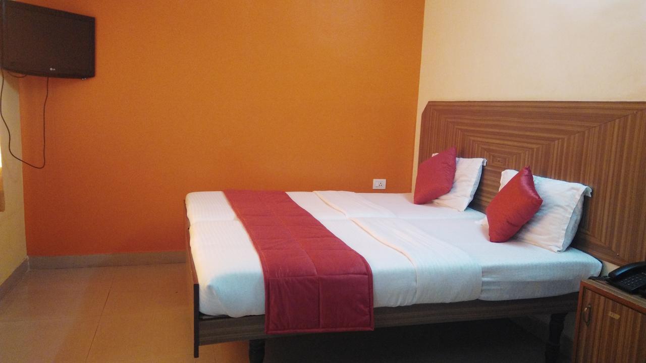 Hotel Ayushman Pondicherry Exterior photo